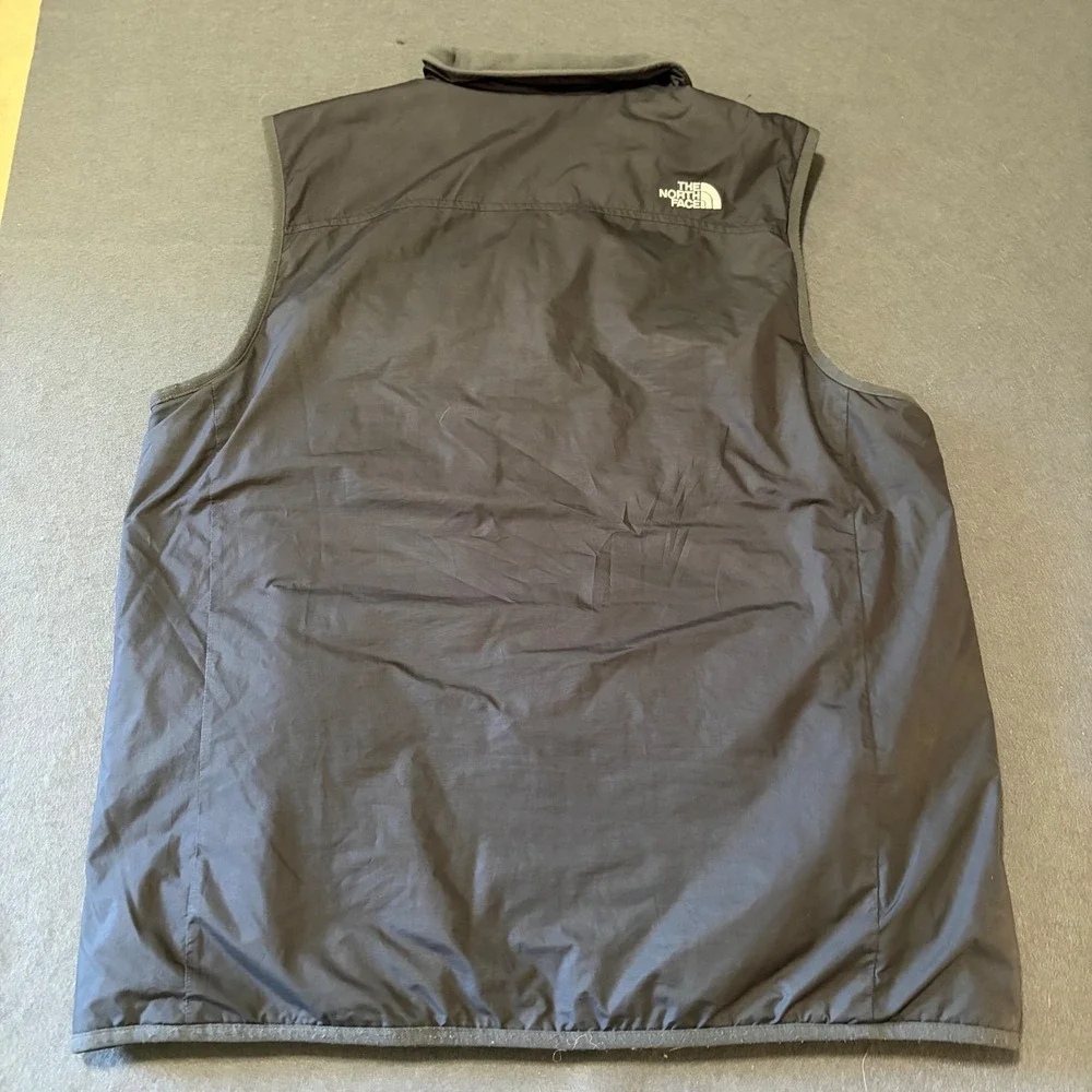 The North Face Full Zip Fleece Lined Vest Men M Outdoors Hike Golf Black